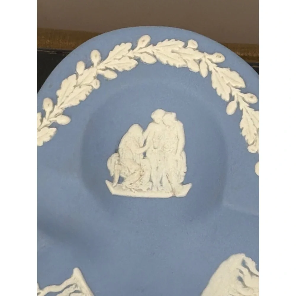 Wedgwood Jasperware Blue Trinket Dish Club Shape Neoclassical Clover England